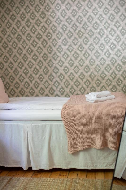 Standard Single Room image 2