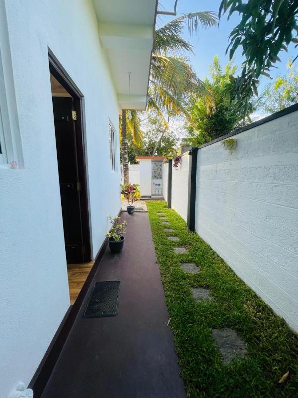 Dream villa and homestay madiha cabana - image 8