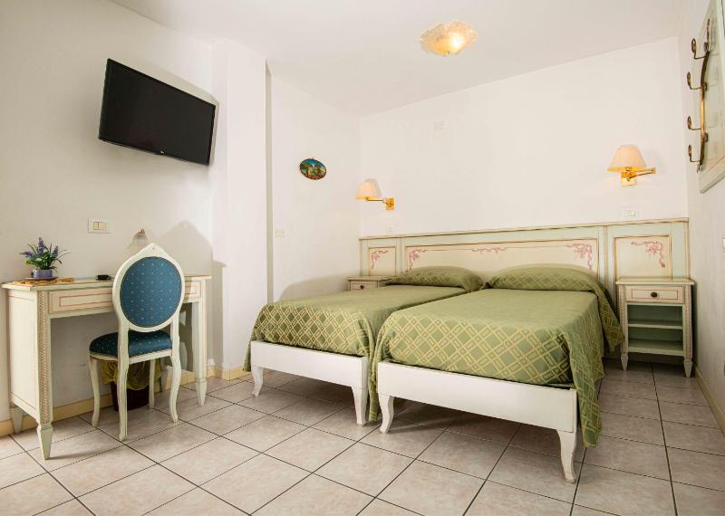 Hotel Oasi - image 45