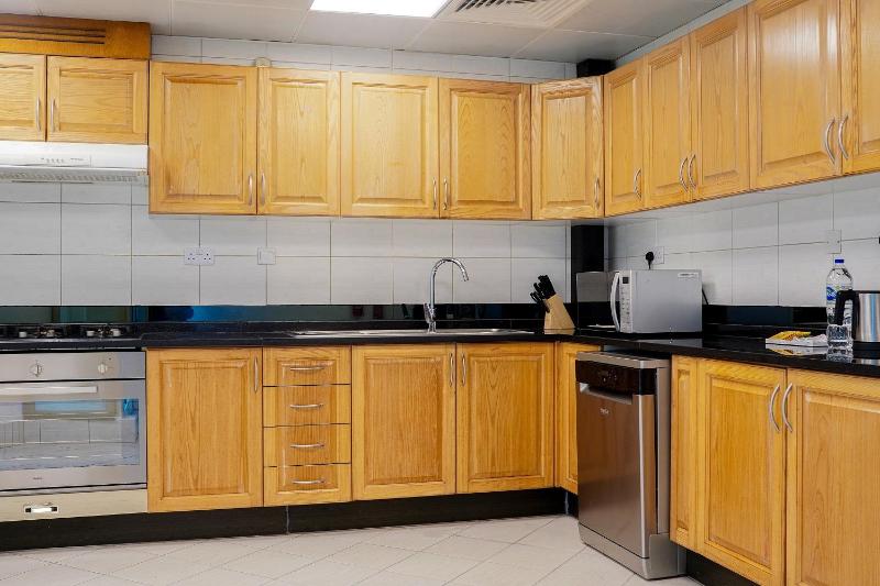 Four-Bedroom Penthouse Apartment image 2