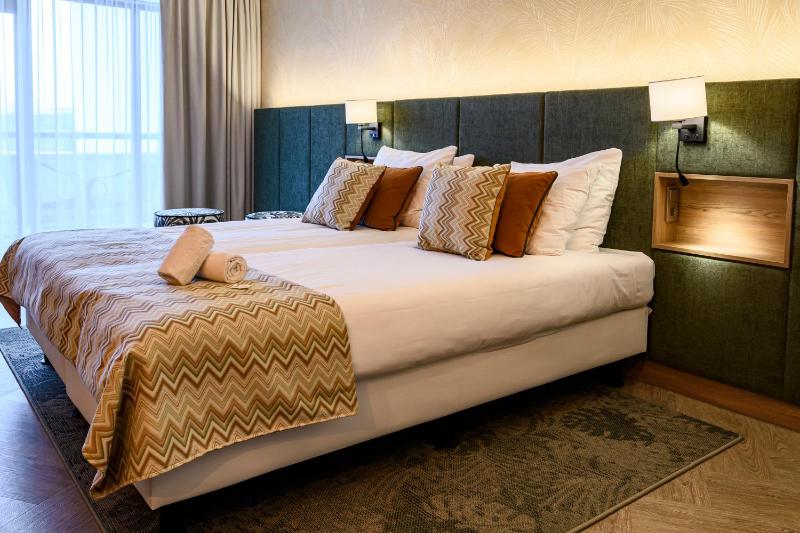 Comfort Double Room with Balcony image 3