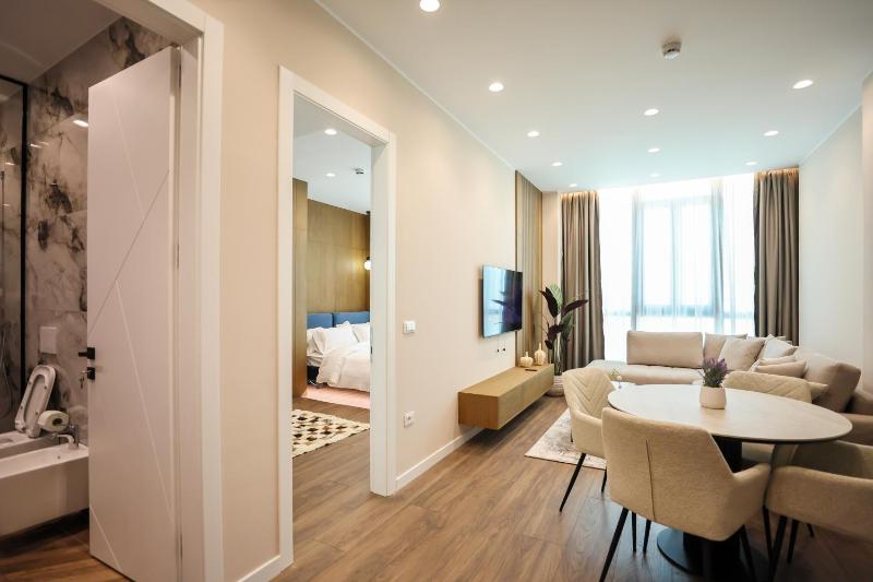 Meridian Luxury Apartments - image 6