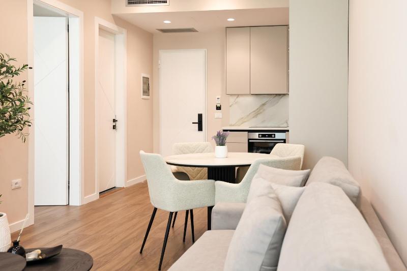 Meridian Luxury Apartments - image 8