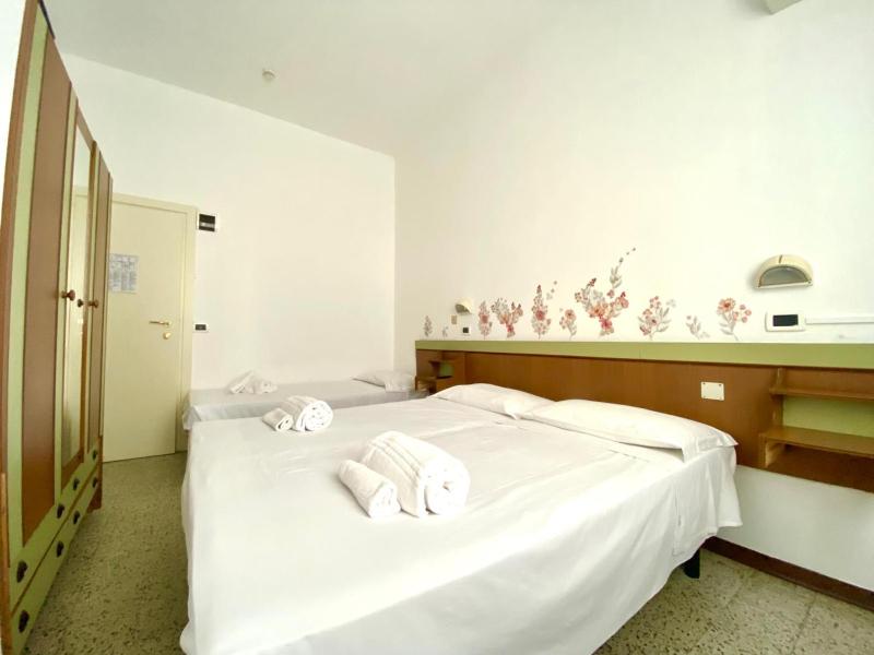 Hotel Eliseo - image 5