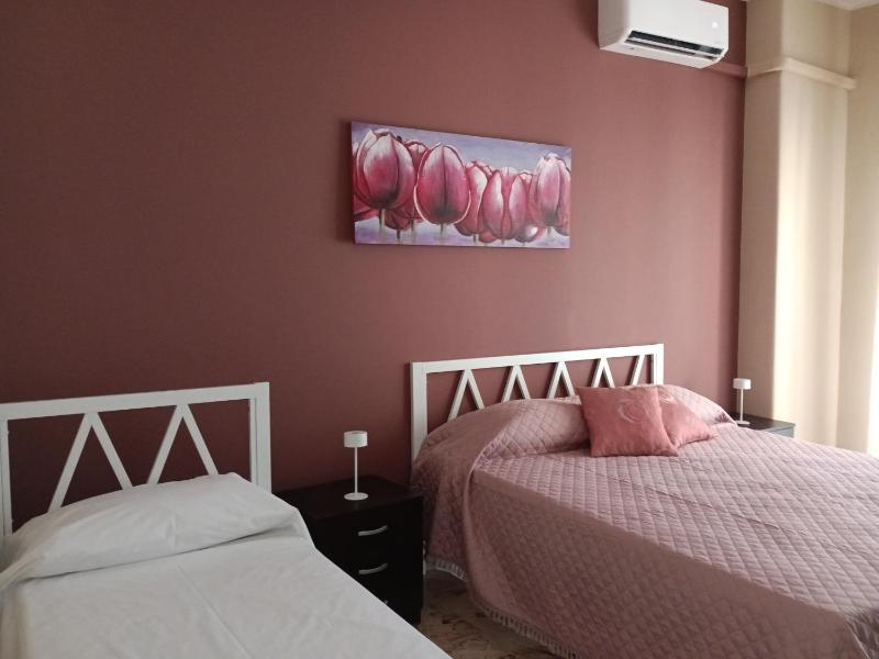 Maison Debora With Parking - Large Apartment for Friends and Families - image 27