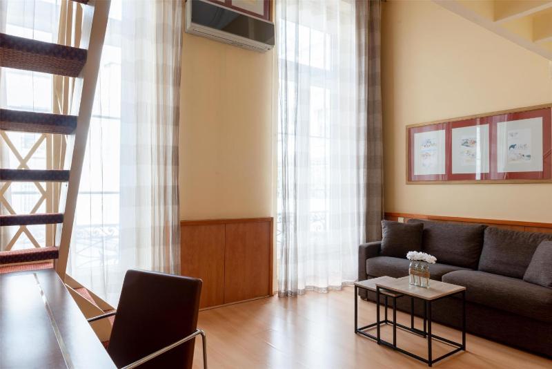 Double Room with Sofa Bed image 1