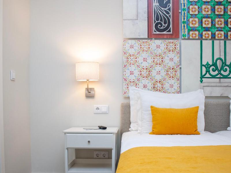 Superior Double Room image 3