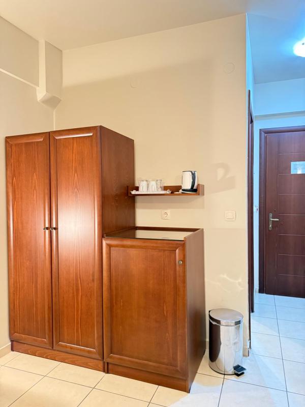 Double or Twin Room image 3