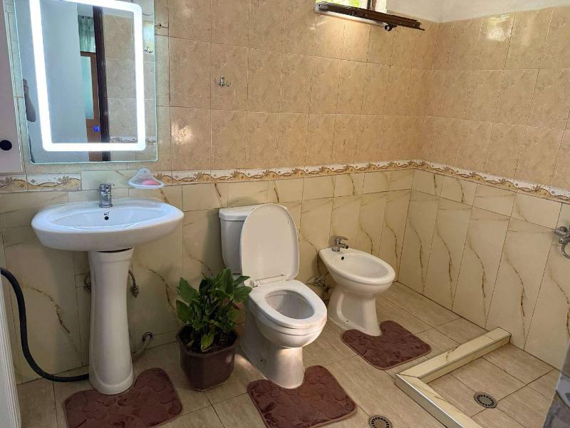 Guest House Tirana - image 5