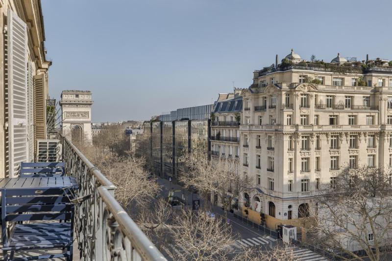 The Parisian Beauty - Ultra Luxury - image 7