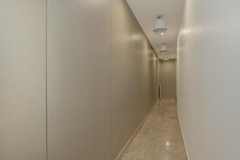 Luxury 5 Bed Residence - Opposite Arc de Triomphe - image 3