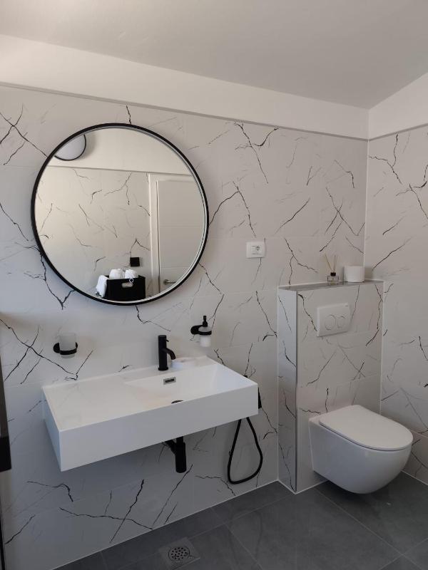 Apartments Beba55 m - image 17