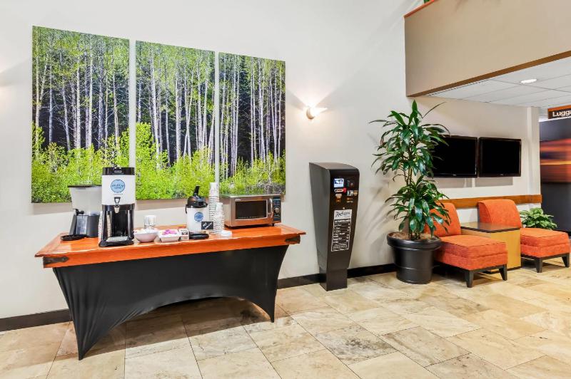 Radisson Hotel Portland Airport - image 43