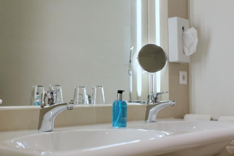 Comfort Double Room image 2