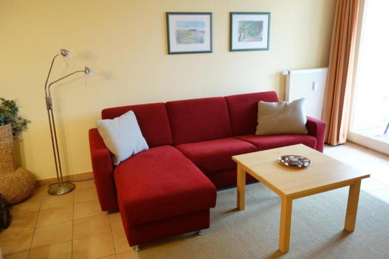 One-Bedroom Apartment image 3