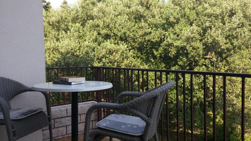 Double Room with Balcony image 3