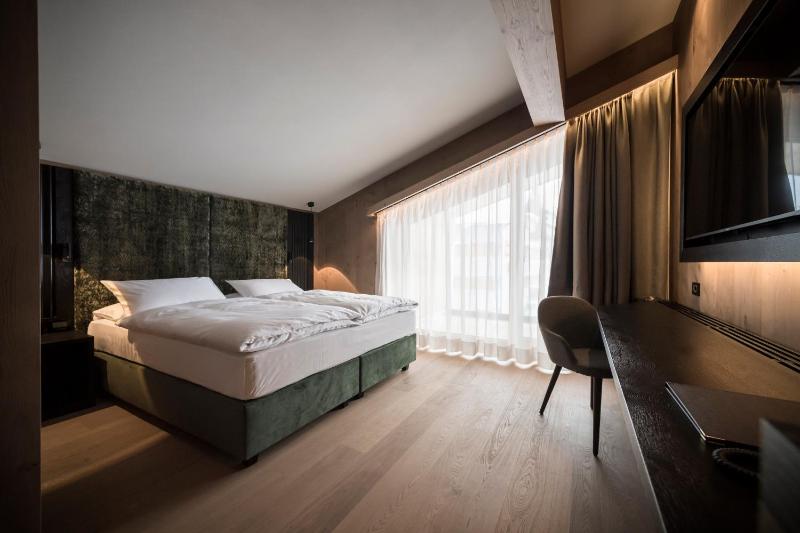 Double Room image 1