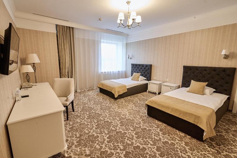 Standard Twin Room image 2