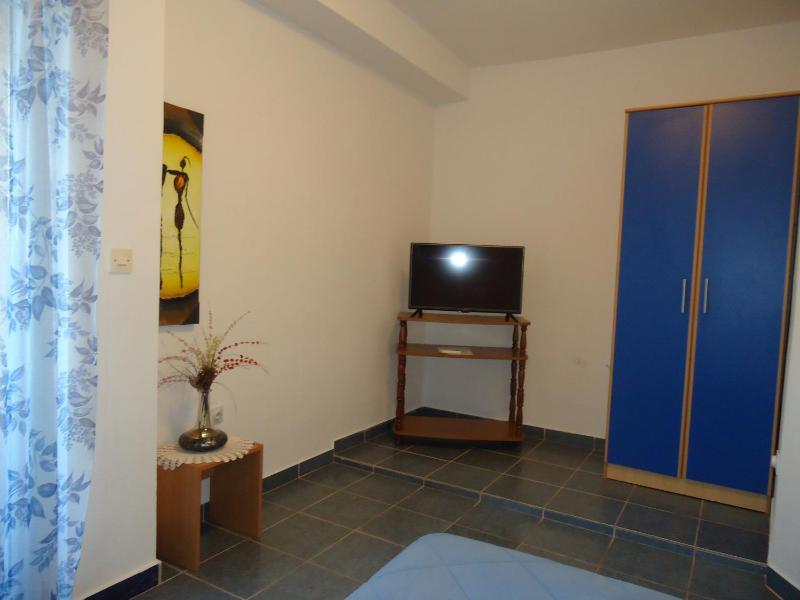 Double or Twin Room image 3