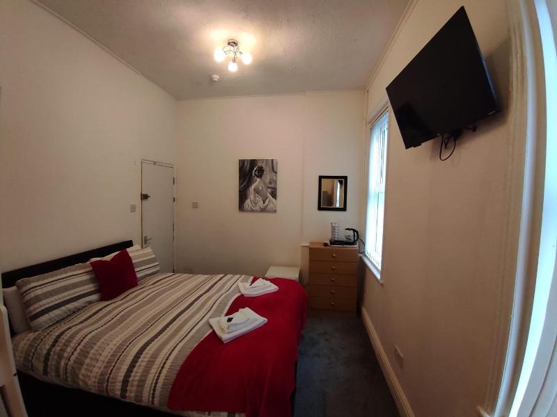 Family Room with Private Bathroom image 1