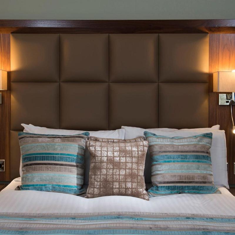 Deluxe Double Room image 3
