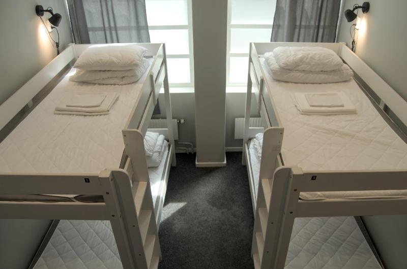 Bed in 4-Bed Mixed Dormitory Room image 1