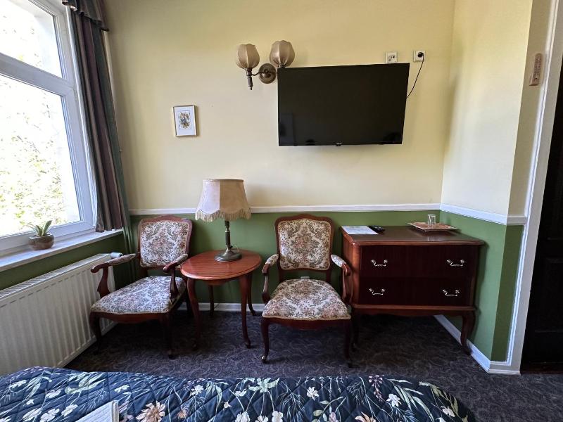 Double or Twin Room image 1