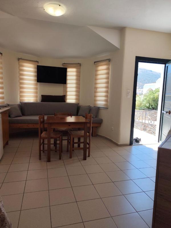Superior Studio with Terrace and Sea View image 4