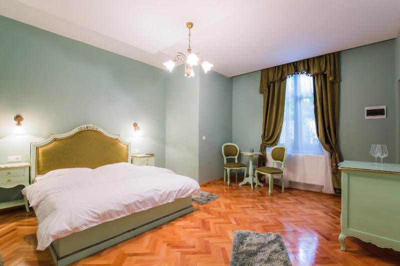 Pensiunea Casa Helis - image 8