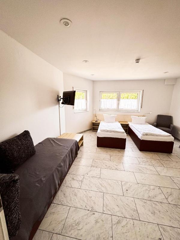 Apartment (2 Adults + 2 Children) image 4