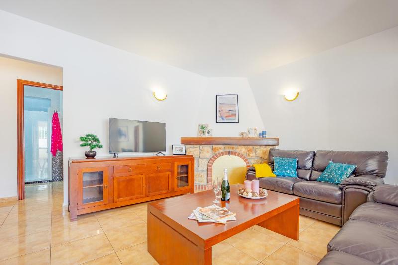 Villa Inia - PlusHolidays - image 24