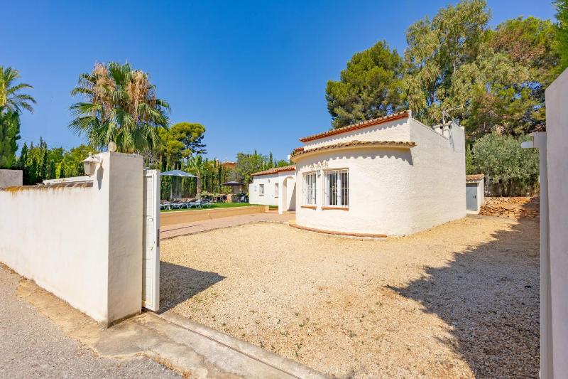 Villa Inia - PlusHolidays - image 37