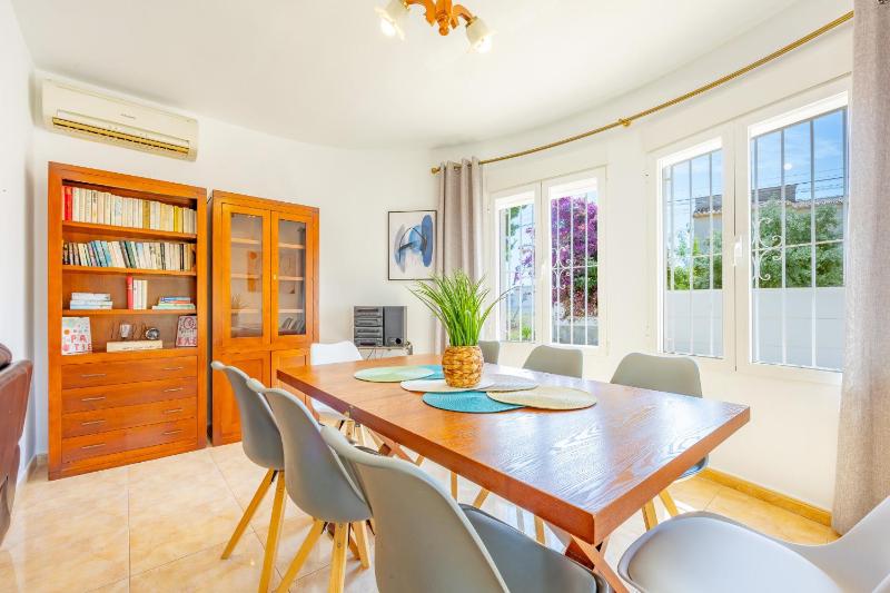 Villa Inia - PlusHolidays - image 36