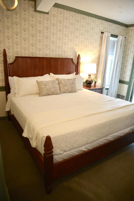 King Room image 1