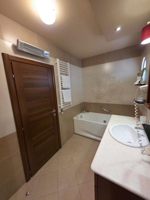 Family Room with Terrace and Sea View image 4