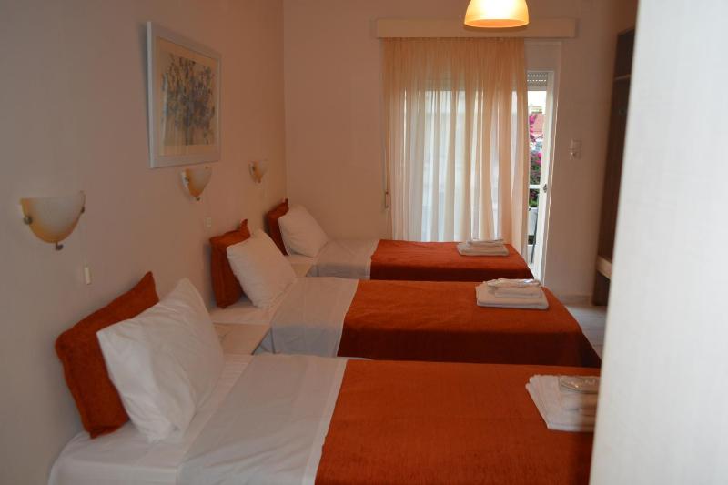 Hotel Lefka Ori - City Rooms - image 9