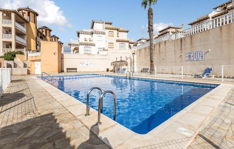Beautiful Home In Orihuela Costa - image 16