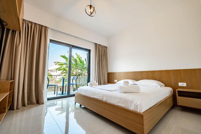 Superior Double Room image 1