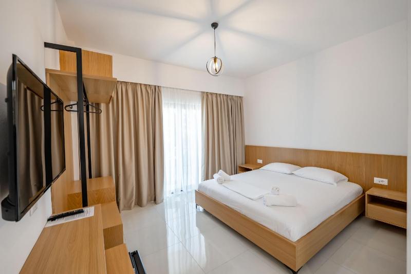 Superior Double Room image 4