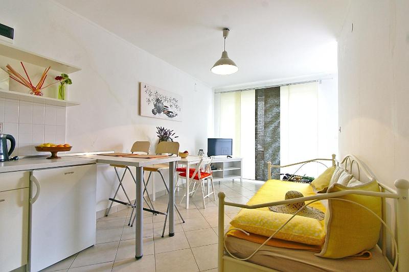 Apartments with parking space Novi Vinodolski - 24716 - image 3