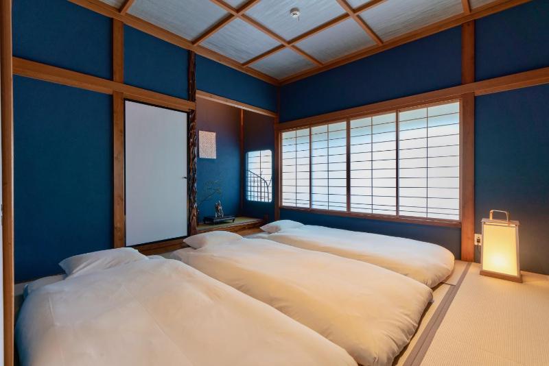 Hinaya Higashiyama Machiya House - image 8