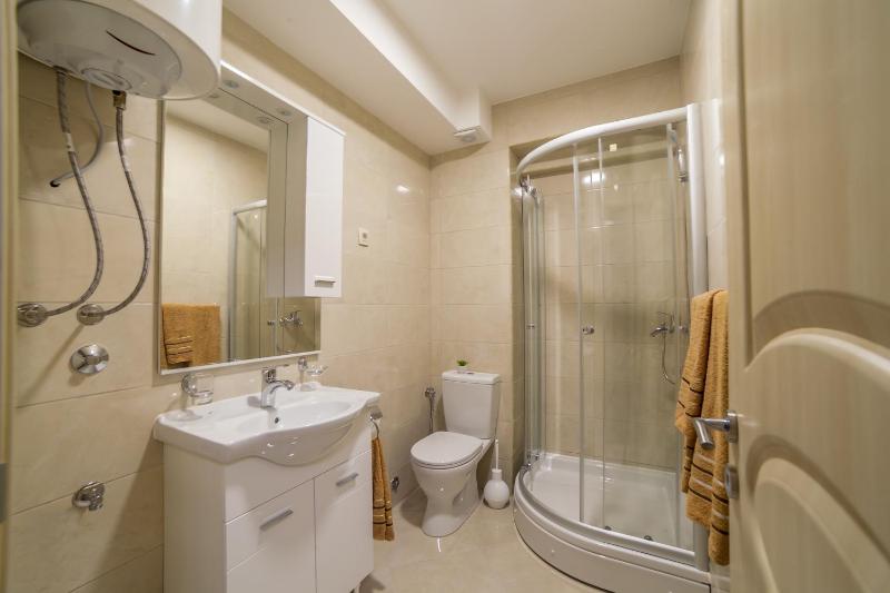 Standard Apartment image 2