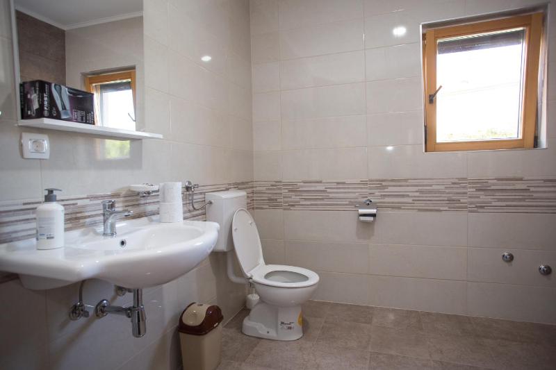 Apartment with Garden View image 3