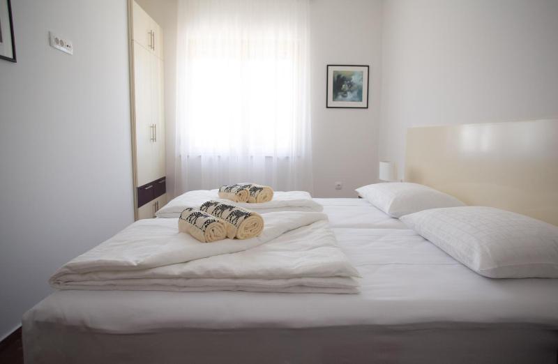 Apartment with Garden View image 4