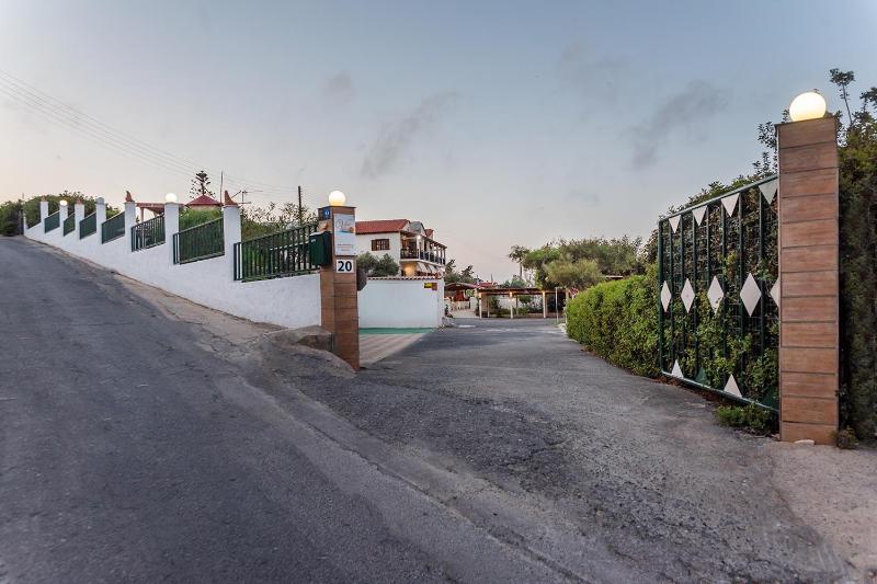 View Villas - image 33