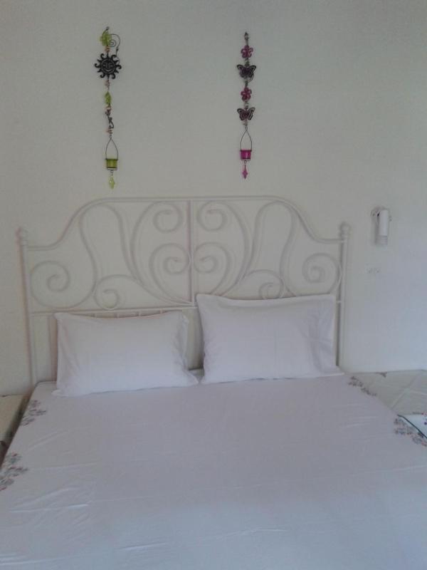 Studio Apartment image 2