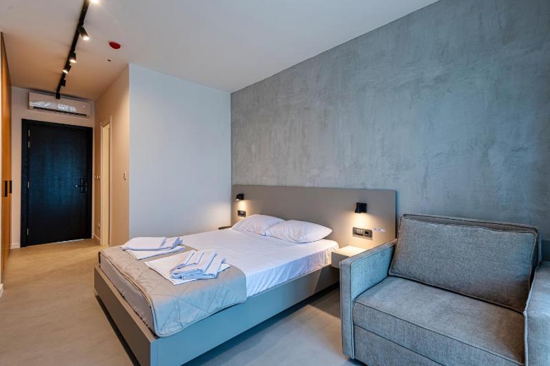 Lucciola Boutique Rooms - image 11