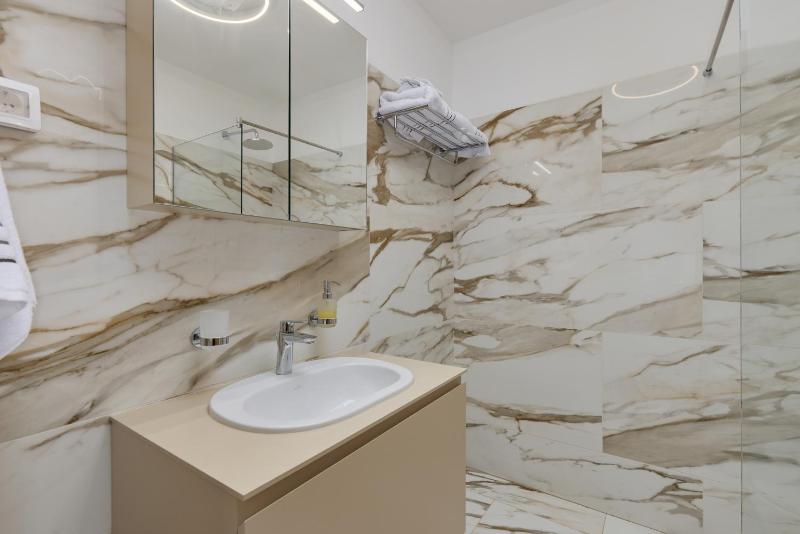 Sea Breeze Residence - image 2