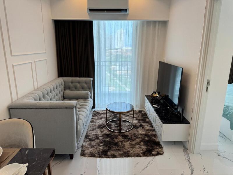Skyline Stay – Empire Tower - image 15
