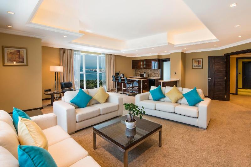 Royal Suite image 1